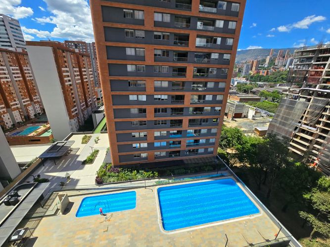 Apartamento de 2 alcobas en arriendo en El Poblado, Medellín, 80 m² · foto 14 de 14