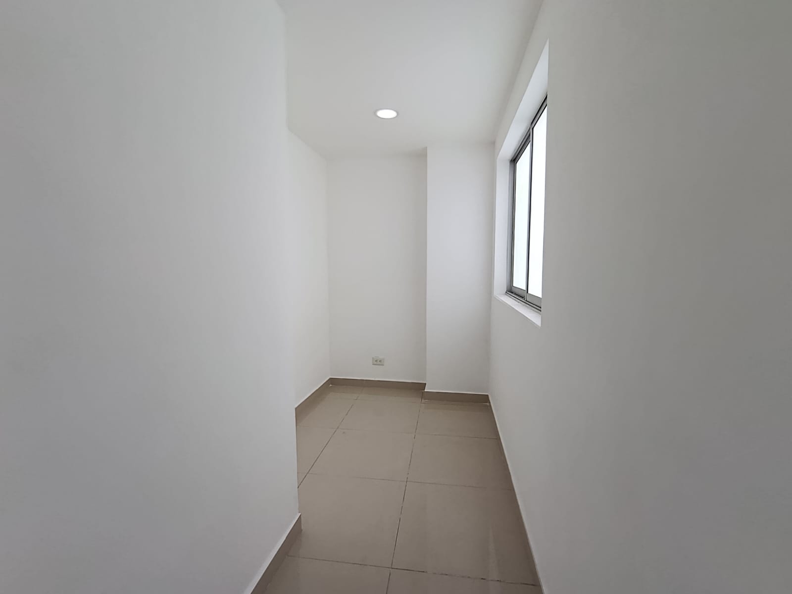 Apartamento en arriendo en Laureles, Medellín · foto 10 de 14