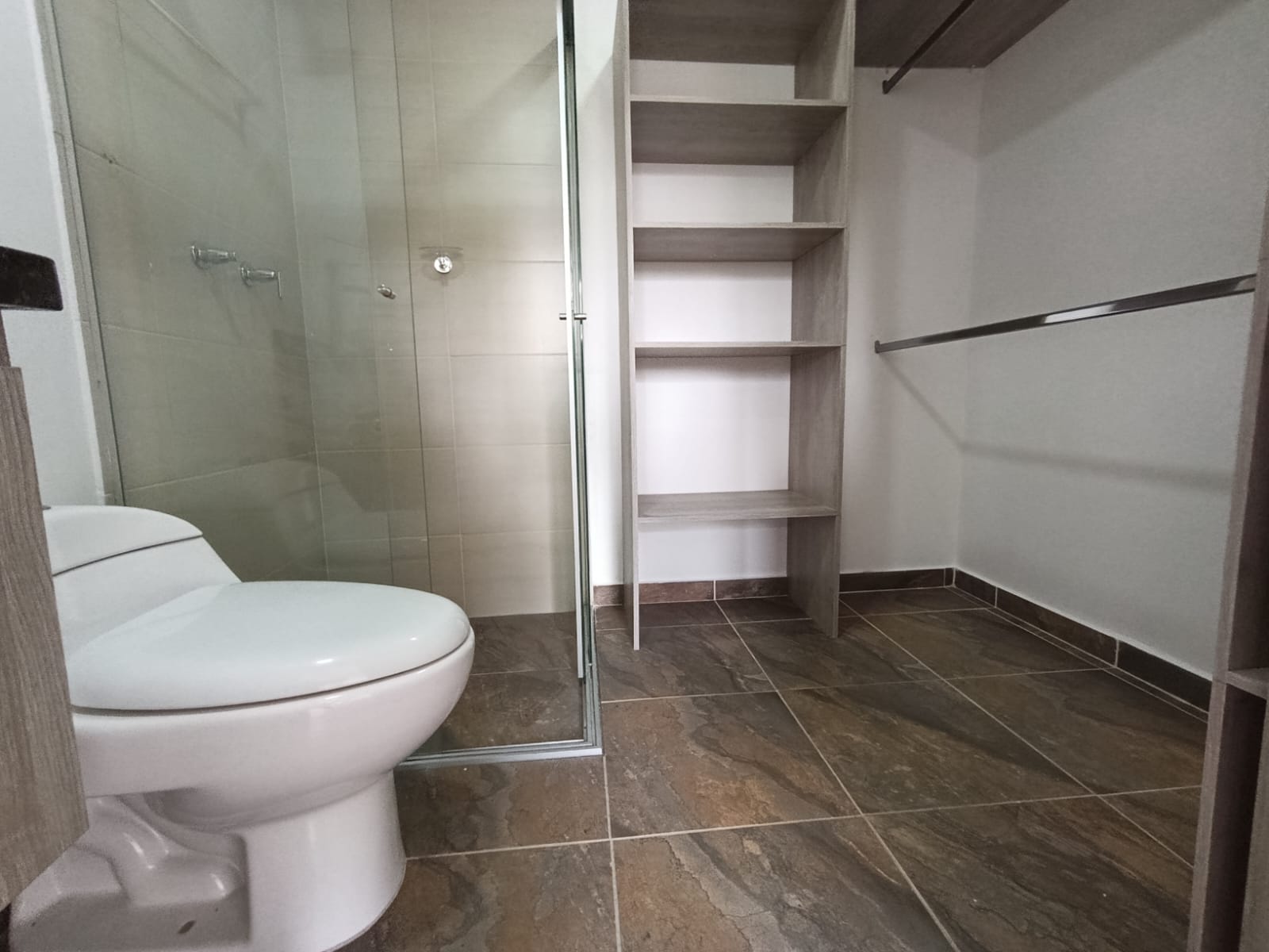 Apartamento en arriendo en Laureles, Medellín · foto 11 de 14