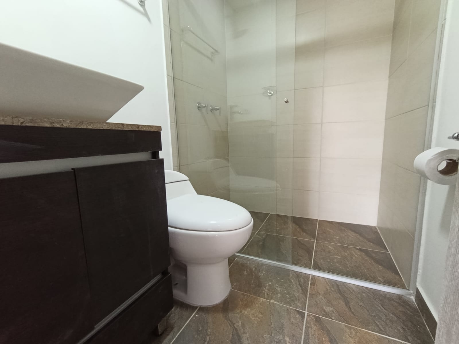 Apartamento en arriendo en Laureles, Medellín · foto 13 de 14
