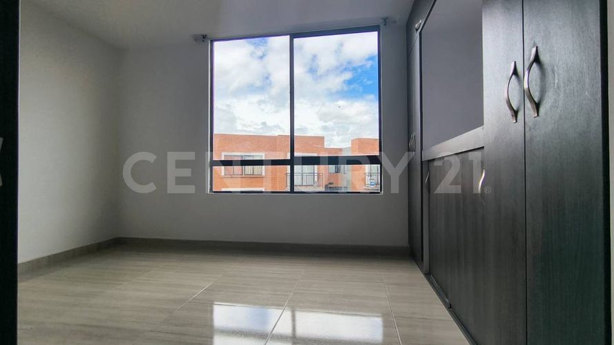 Apartamento de 3 alcobas en arriendo en San Antonio, Madrid, 60 m² · foto 5 de 24
