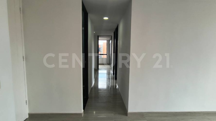 Apartamento de 3 alcobas en arriendo en San Antonio, Madrid, 60 m² · foto 14 de 24