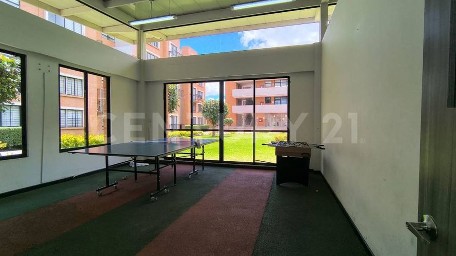 Apartamento de 3 alcobas en arriendo en San Antonio, Madrid, 60 m² · foto 23 de 24