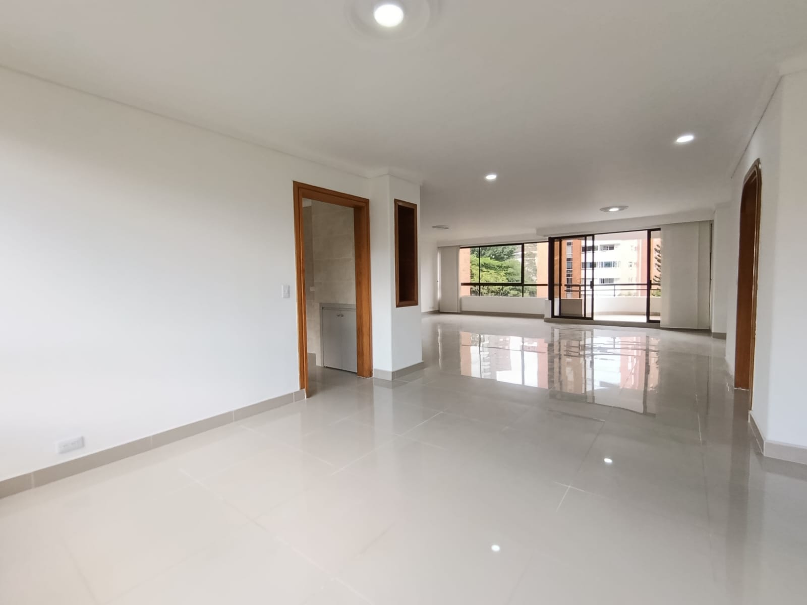 Apartamento en arriendo en El Poblado, Medellín · foto 4 de 20