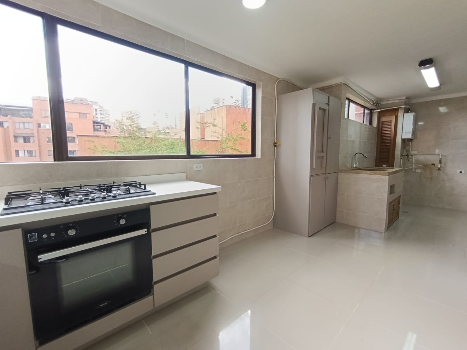 Apartamento en arriendo en El Poblado, Medellín · foto 9 de 20