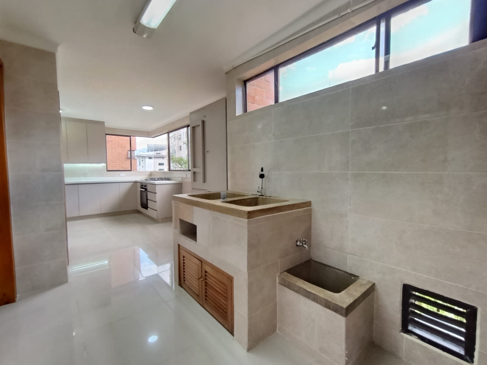 Apartamento en arriendo en El Poblado, Medellín · foto 13 de 20