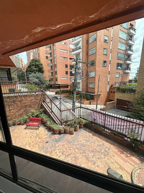 Apartamento de 4 alcobas en venta en Chicó Reservado, Bogotá, 400 m² · foto 2 de 17