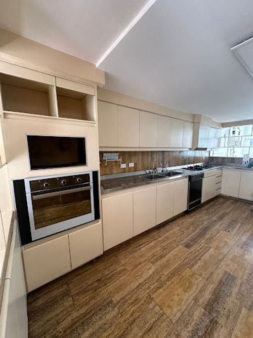 Apartamento de 4 alcobas en venta en Chicó Reservado, Bogotá, 400 m² · foto 9 de 17