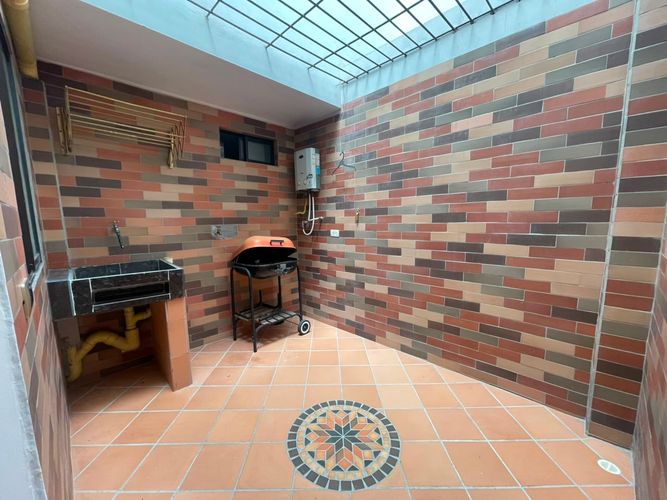 Apartamento de 4 alcobas en arriendo en Belén, Medellín, 140 m² · foto 14 de 17