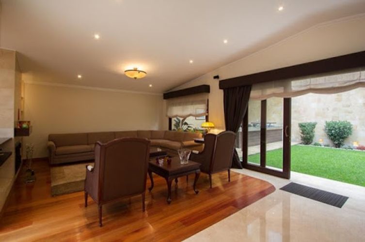 Casa de 3 alcobas en venta en La Calleja, Bogotá, 550 m² · foto 2 de 15