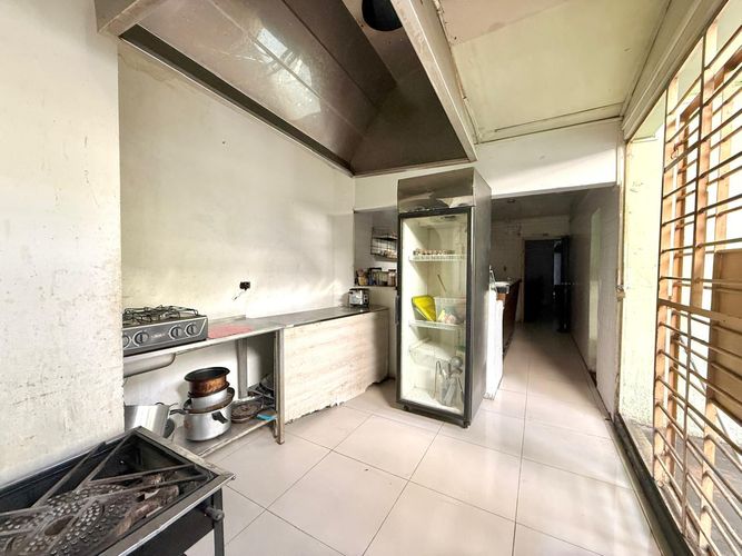 Local en arriendo en Sector Plaza De Bolivar, Pereira, 310 m² · foto 9 de 12