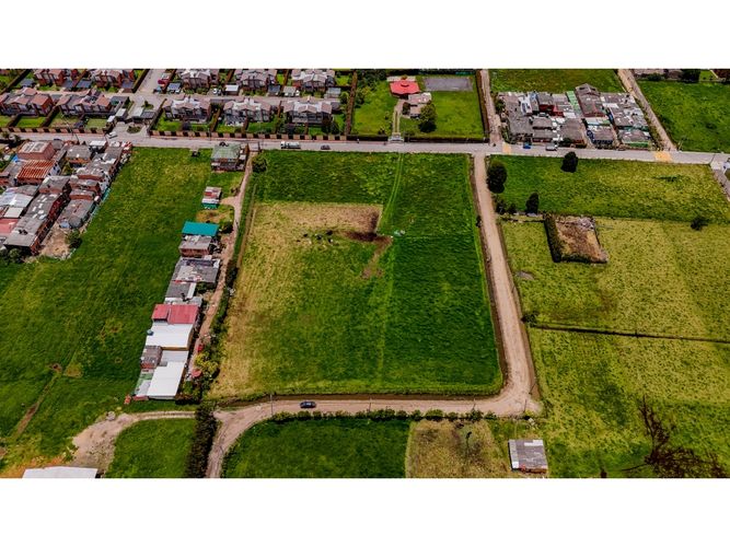 Lote en venta en El Rocio, Cajicá, 12800 m² · foto 4 de 6