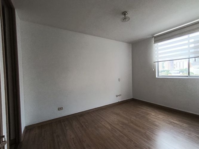 Apartamento de 2 alcobas en arriendo en Monteazul, Sabaneta, 69 m² · foto 3 de 17