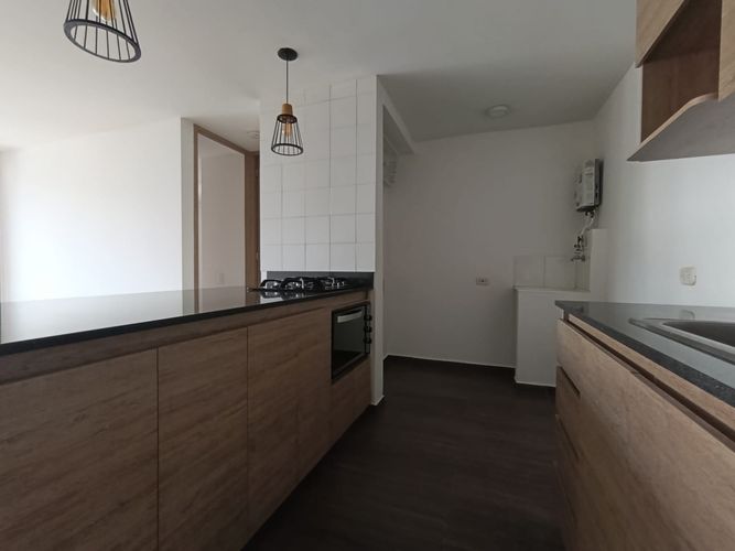 Apartamento de 2 alcobas en arriendo en Monteazul, Sabaneta, 69 m² · foto 4 de 17