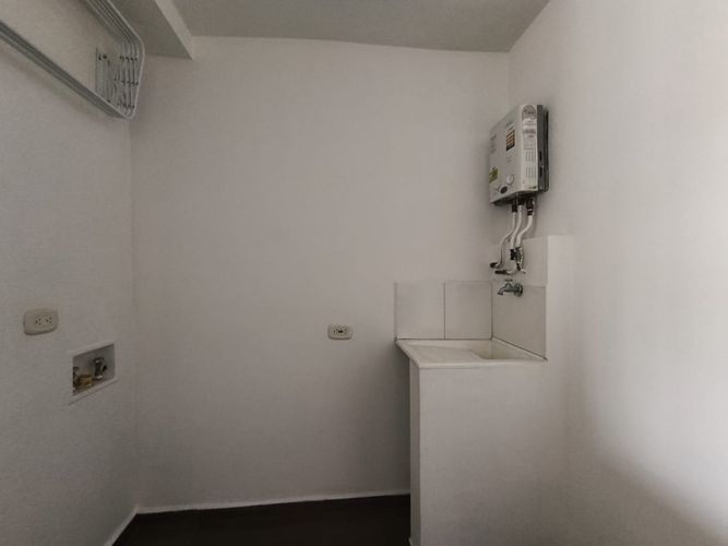 Apartamento de 2 alcobas en arriendo en Monteazul, Sabaneta, 69 m² · foto 10 de 17