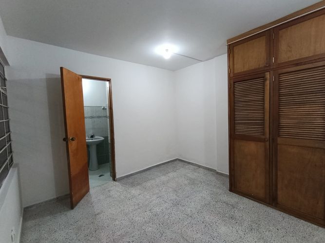 Local en arriendo en Laureles, Medellín, 70 m² · foto 6 de 13