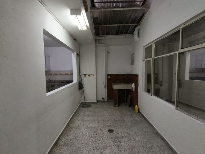 Local en arriendo en Laureles, Medellín, 70 m² · foto 8 de 13
