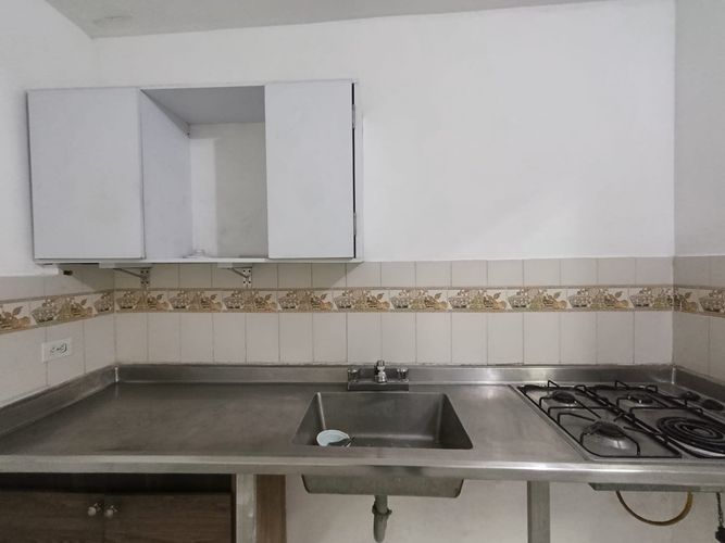 Local en arriendo en Laureles, Medellín, 70 m² · foto 12 de 13