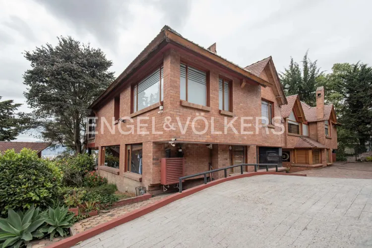 Casa de 3 alcobas en venta en Gratamira, Bogotá, 267 m² · foto 21 de 22