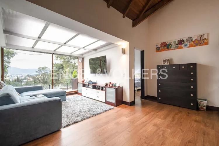 Casa de 3 alcobas en venta en Gratamira, Bogotá, 267 m² · foto 10 de 22
