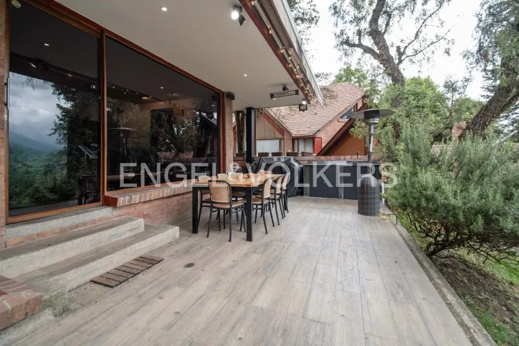 Casa de 3 alcobas en venta en Gratamira, Bogotá, 267 m² · foto 7 de 22