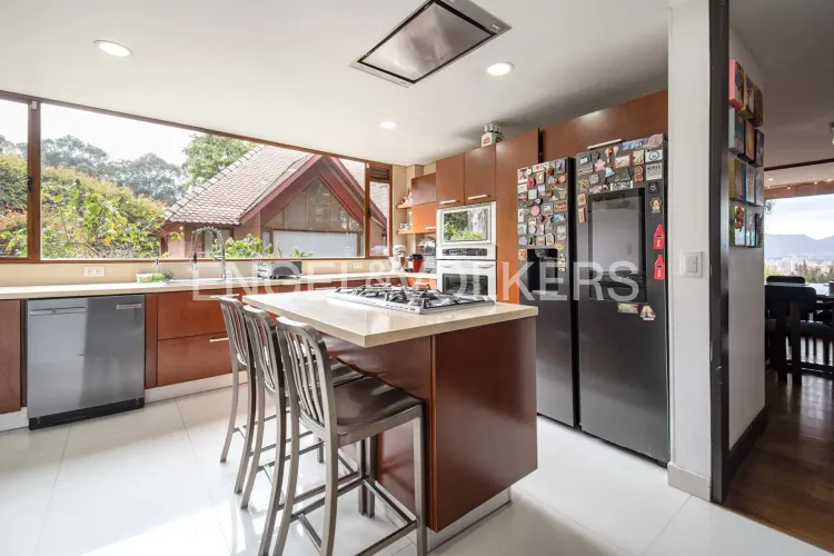 Casa de 3 alcobas en venta en Gratamira, Bogotá, 267 m² · foto 5 de 22