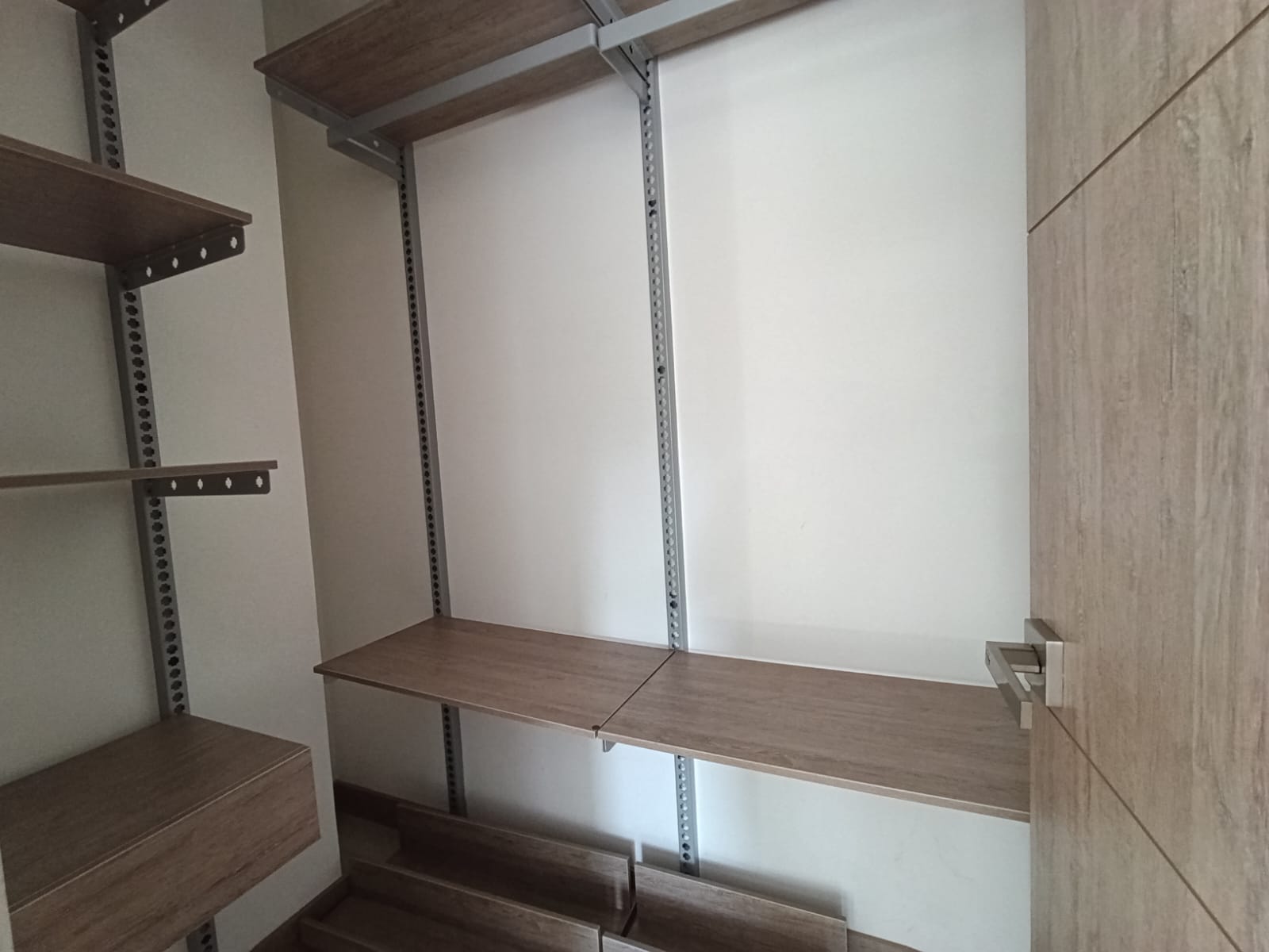 Apartamento en arriendo en Loma Del Esmeraldal, Envigado · foto 6 de 11