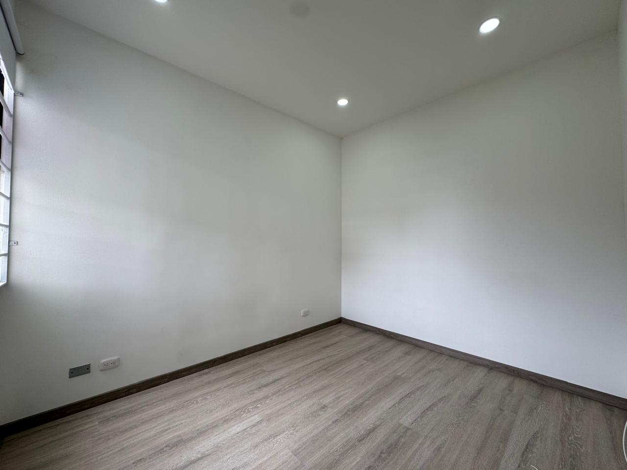 Apartaestudio en arriendo en Montevideo, Bogotá · foto 8 de 13