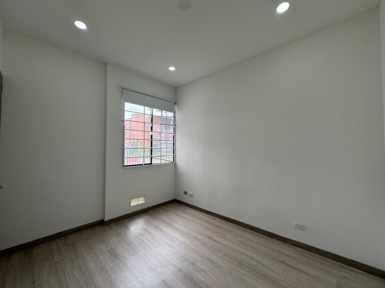 Apartaestudio en arriendo en Montevideo, Bogotá · foto 9 de 13