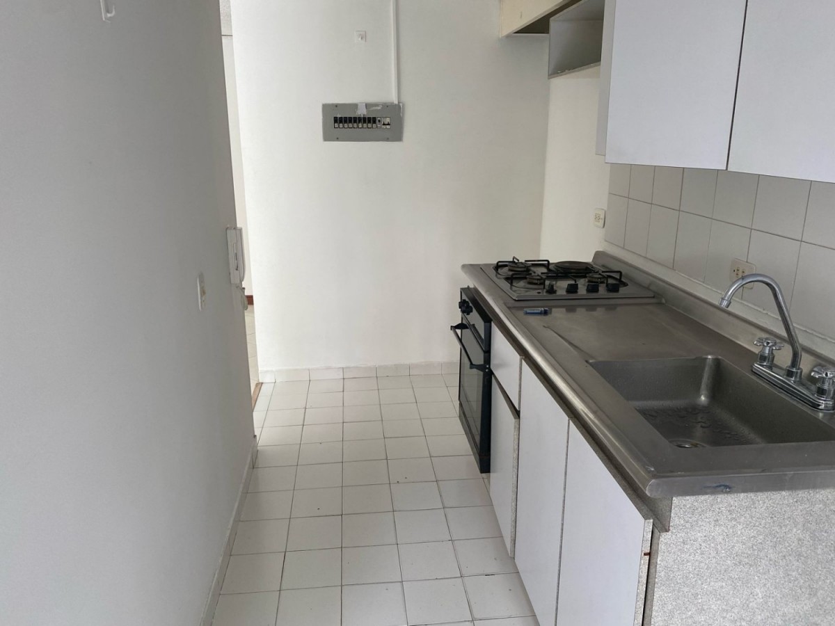 Apartamento en venta en Minuto De Dios, Bogotá · foto 3 de 18