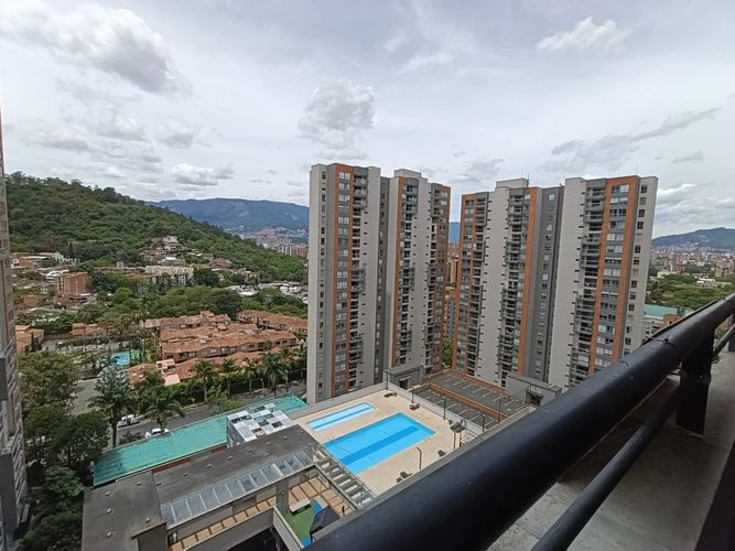 Apartamento de 2 alcobas en arriendo en Robledo, Medellín, 55 m² · foto 11 de 20