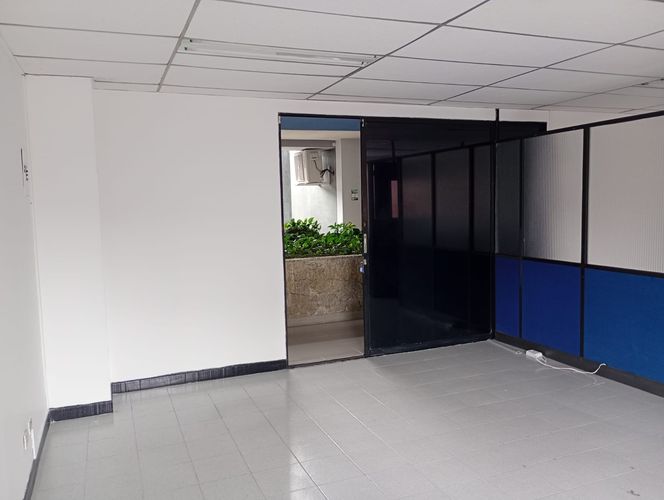 Oficina en arriendo en Laureles, Medellín, 45 m² · foto 4 de 9