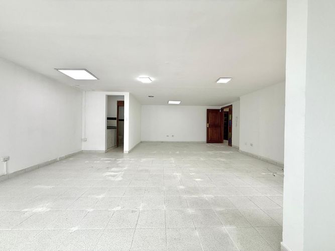 Oficina en arriendo en San Jose Sur, Pereira, 46 m² · foto 5 de 9