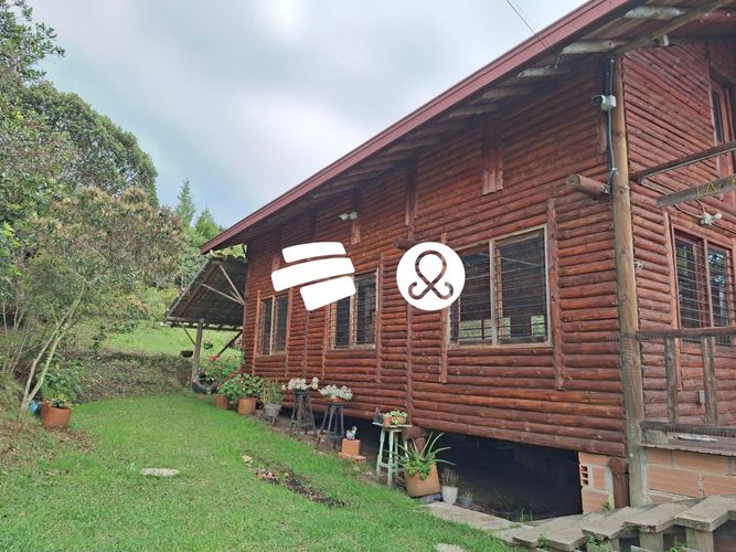 Finca en venta en Santa Elena, Medellín, 2200 m² · foto 7 de 10
