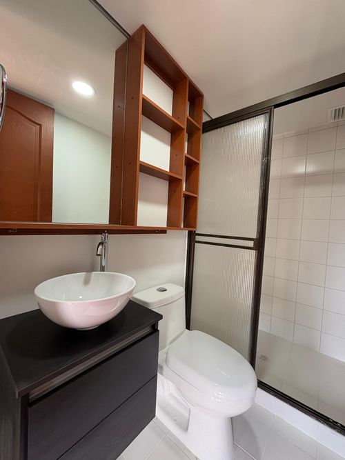 Apartamento de 2 alcobas en arriendo en Loma Del Indio, Medellín, 70 m² · foto 7 de 18