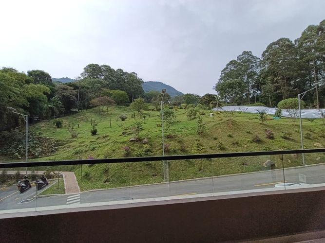 Apartamento de 1 alcoba en arriendo en Loma Del Escobero, Envigado, 63 m² · foto 13 de 20