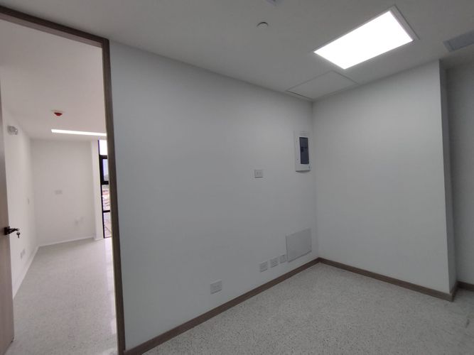 Consultorio en arriendo en Vía Las Palmas, Medellín, 30 m² · foto 3 de 6