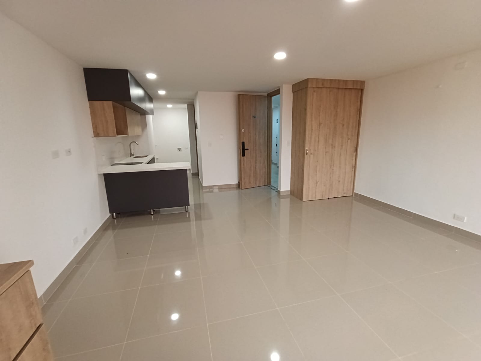 Apartaestudio en arriendo en Laureles, Medellín · foto 12 de 12