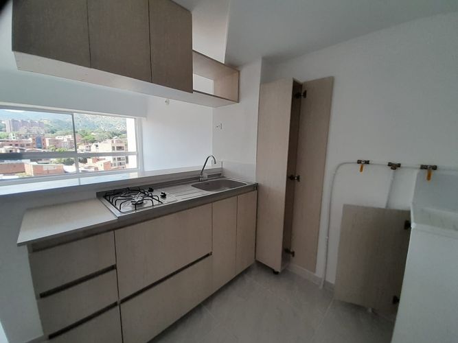 Apartaestudio en arriendo en Cristobal, Medellín, 35 m² · foto 10 de 10