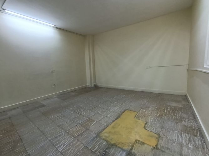 Bodega en arriendo en La América, Medellín, 330 m² · foto 15 de 16