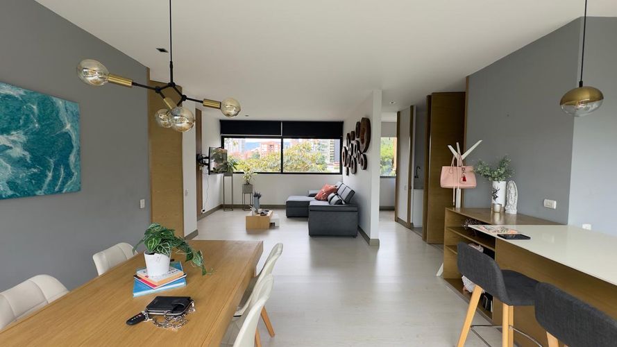 Apartaestudio en arriendo en Urbanización Las Cumbres, Medellín, 88 m² · foto 3 de 13
