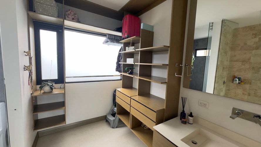 Apartaestudio en arriendo en Urbanización Las Cumbres, Medellín, 88 m² · foto 11 de 13