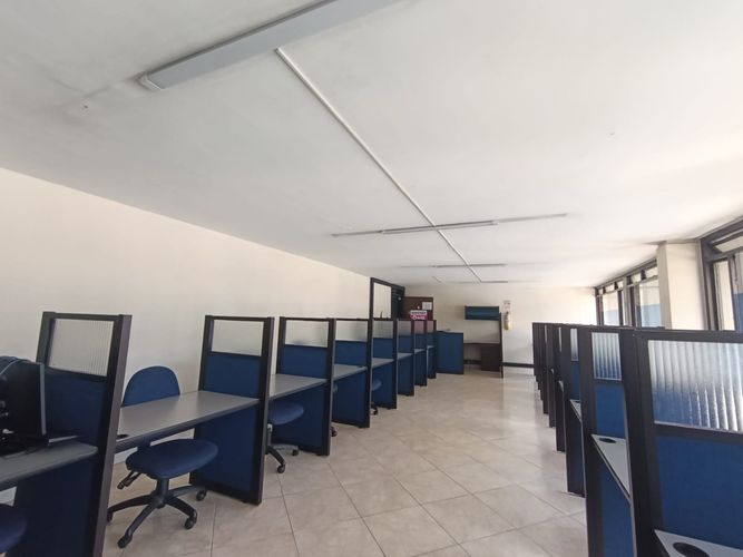 Oficina en arriendo en La Candelaria, Medellín, 112 m² · foto 2 de 10