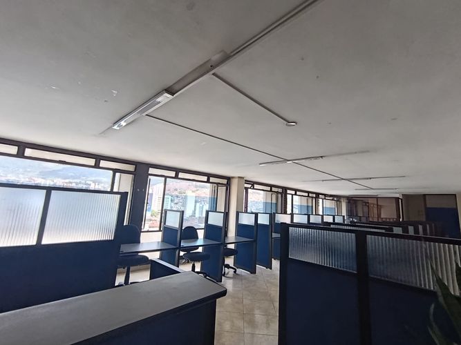 Oficina en arriendo en La Candelaria, Medellín, 112 m² · foto 6 de 10