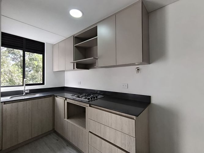 Apartamento de 2 alcobas en arriendo en San Diego, Medellín, 71 m² · foto 7 de 14