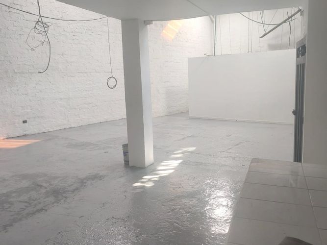 Bodega en arriendo en Camino Verde, Envigado, 220 m² · foto 2 de 9