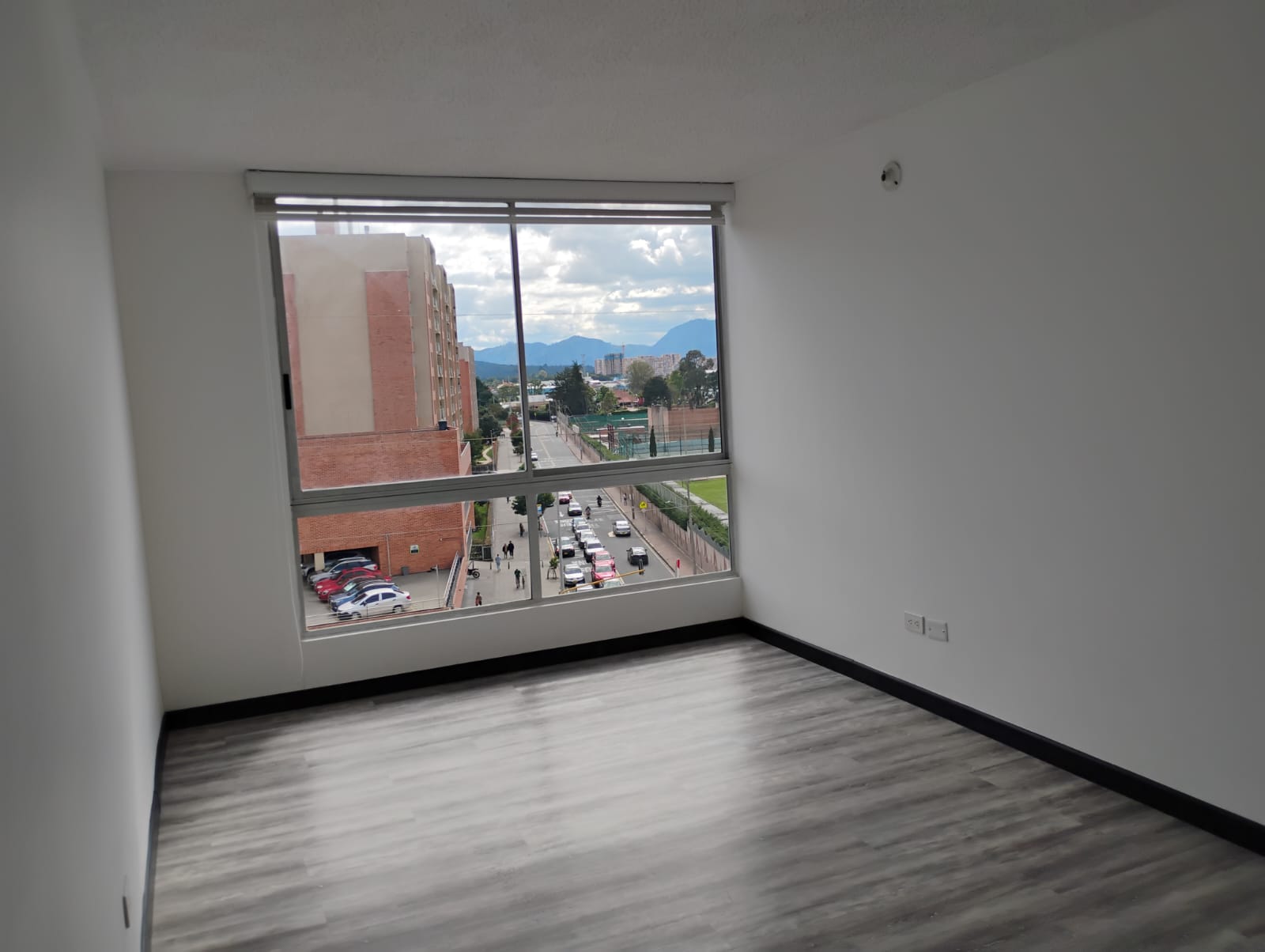 Apartamento en arriendo en San Antonio Norte, Bogotá · foto 3 de 20