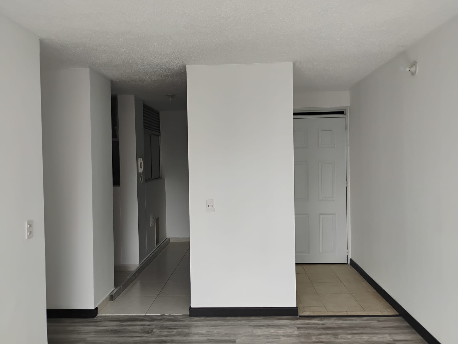 Apartamento en arriendo en San Antonio Norte, Bogotá · foto 4 de 20