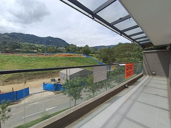 Apartamento de 2 alcobas en arriendo en Mugá, Envigado, 87 m² · foto 10 de 20