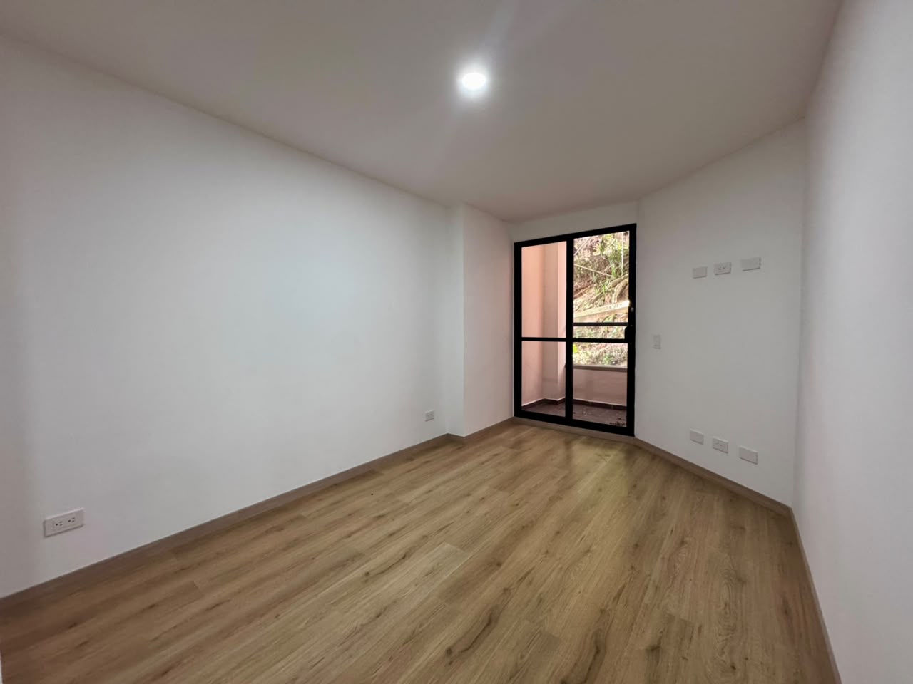 Apartaestudio en arriendo en Señorial, Envigado · foto 8 de 17